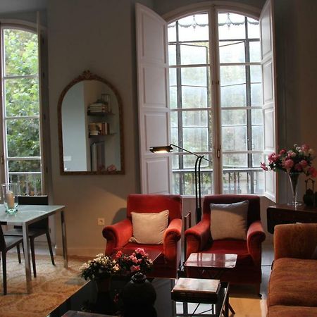 Luxurious 2 Bedroom Flat In A Historic Building Севиля Екстериор снимка