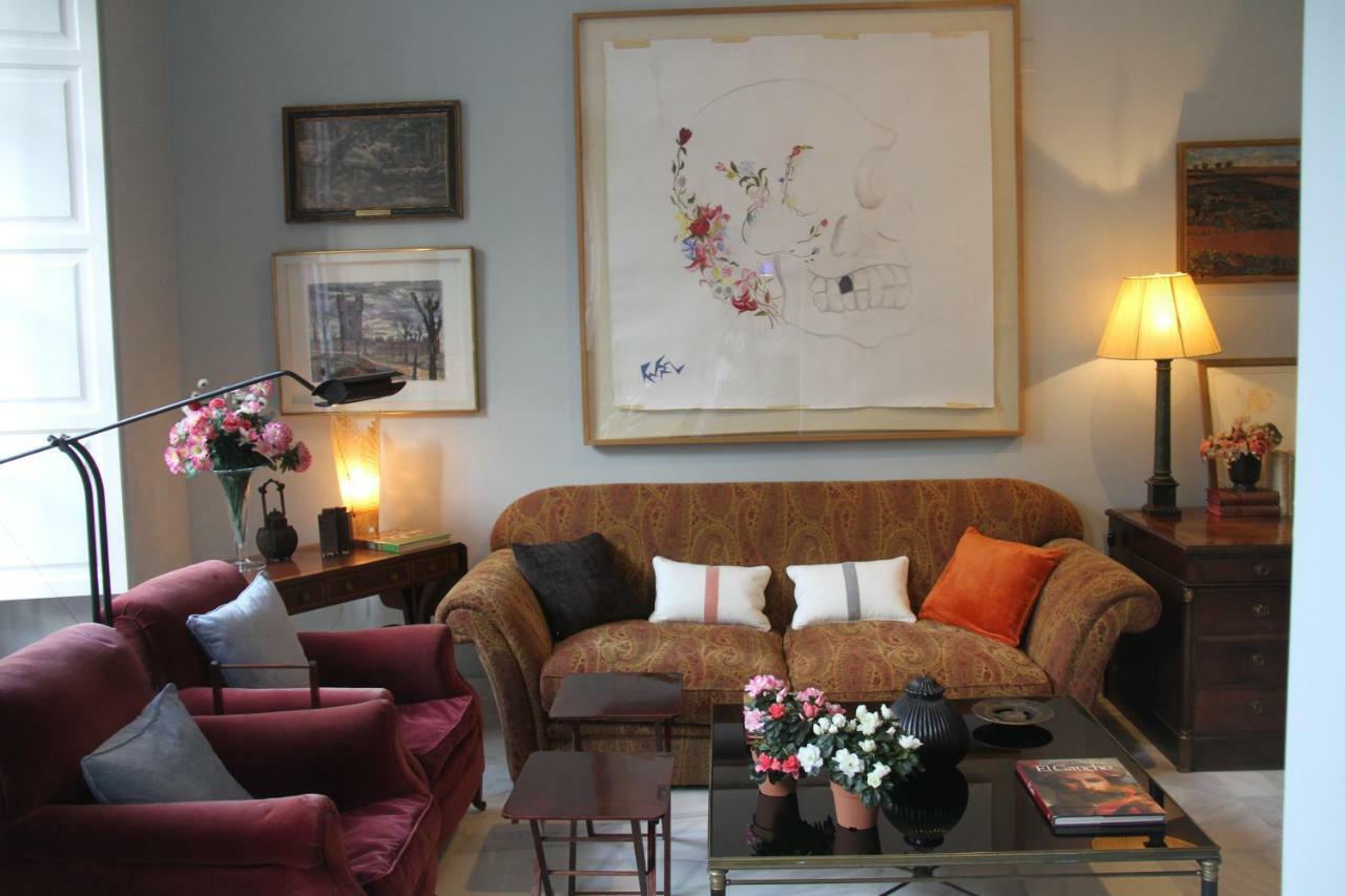 Luxurious 2 Bedroom Flat In A Historic Building Севиля Екстериор снимка